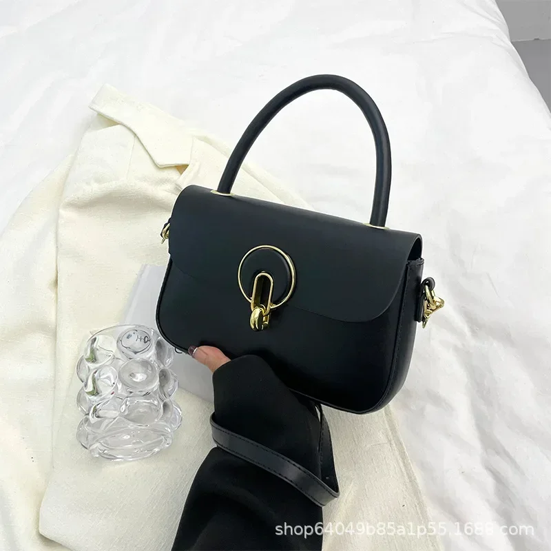 

2025 Summer Hot! Women's Small Square Handbag - Simple Stylish Design, Ideal for Commuting as a Casual Messenger Bag