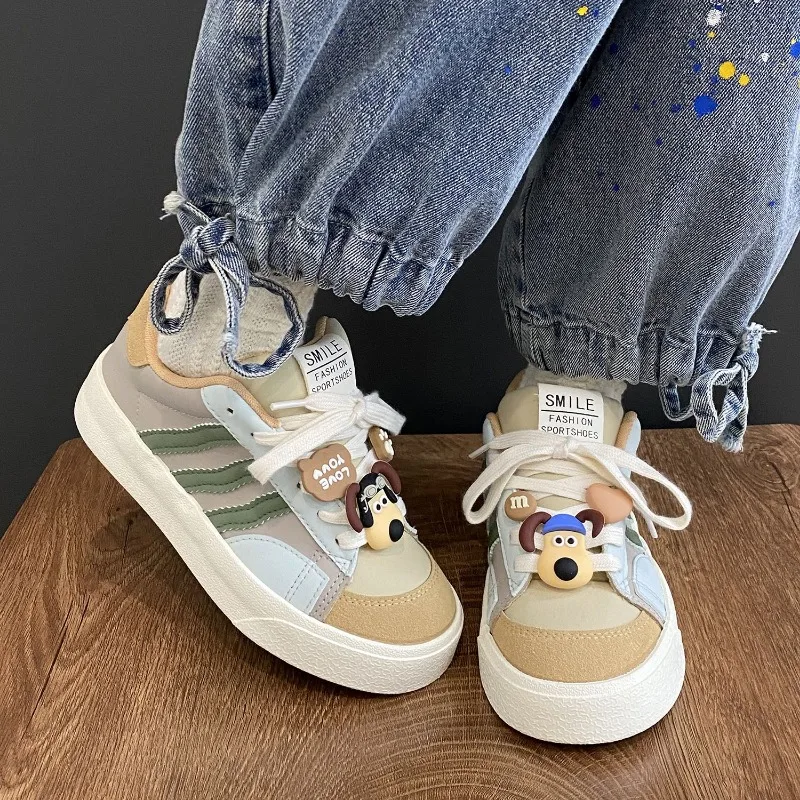 

SHANPA Puppy Pilot Womens Shoes Original Fashion Retro Style Platform Shoes for Women Versatile Cartoon Cute Casual Sneakers