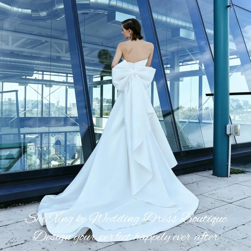 Fitted Mermaid Satin Bridal Dress Strapless Open Back Dramatic Bow Chapel Train Gown Vestidos De Novia Customized