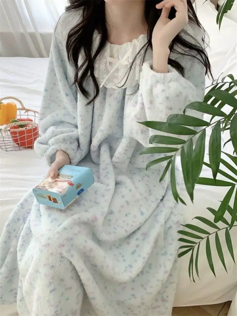 

Women's Pajamas Coral Fleece Long Skirt Set Winter Warm Sleepwear Nightdress Cute Girls Homewear Loungewear Cozy Nightwear