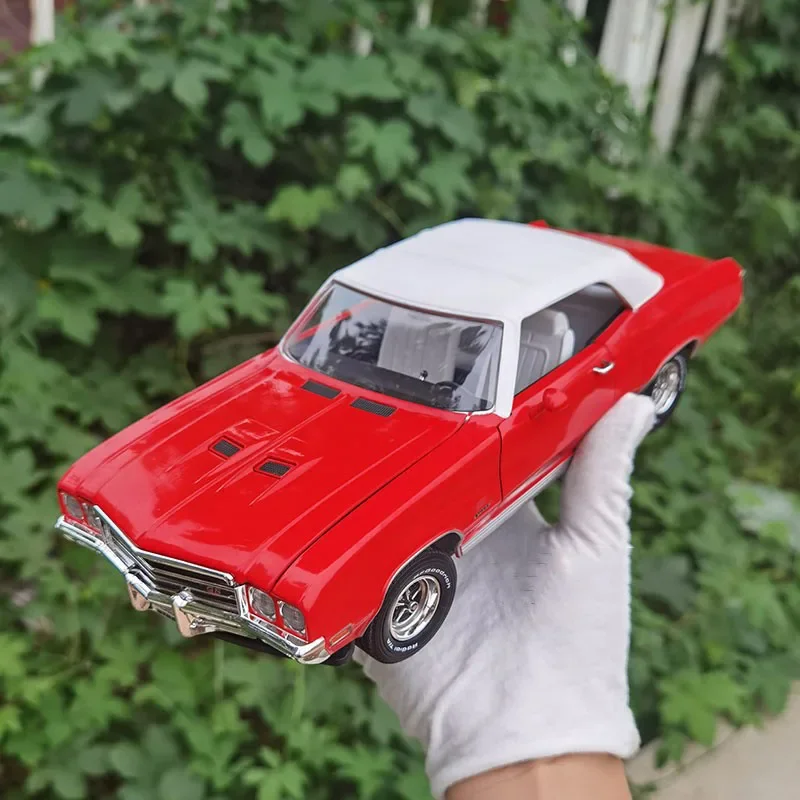 Original Diecast Alloy 1:18 1972 Buick SKYARK GS COMVERTIBLE   Red Classic Car Model Adult Collection Static Display Boy Toy