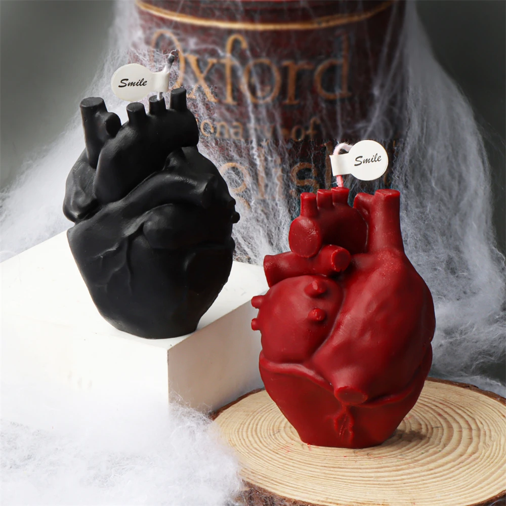 Halloween Simulation Human Heart Silicone Candle Mold Handmade Aromatherapy Plaster Resin Making Tools Hand Holding Heart Mould