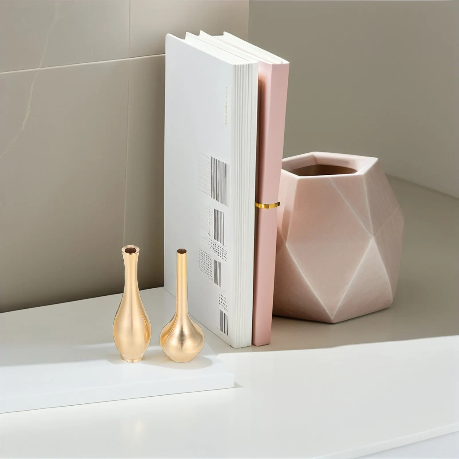 2Pcs Brass Mini Vase Set Elegant Polished Decoration Small Decorative Vase Incense Burner for Home Living Room Bedroom
