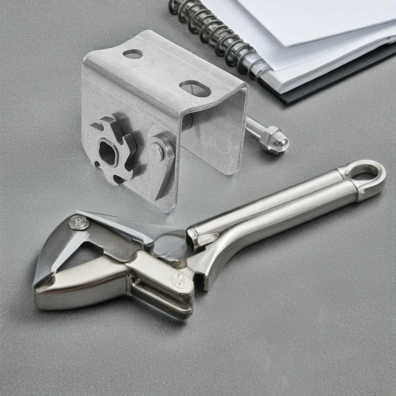 

Badminton Racket String Tensioner Stainless Steel Wire Winder for Net Pole Adjustment and Sports Equipment Accessories Use