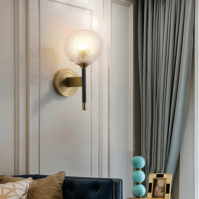 Moden Copper Base LED Wall Lamp Rotundity Grid Glass Lampshade Nordic Bedside Living Room Study Bedroom Restaurant Sconces Light