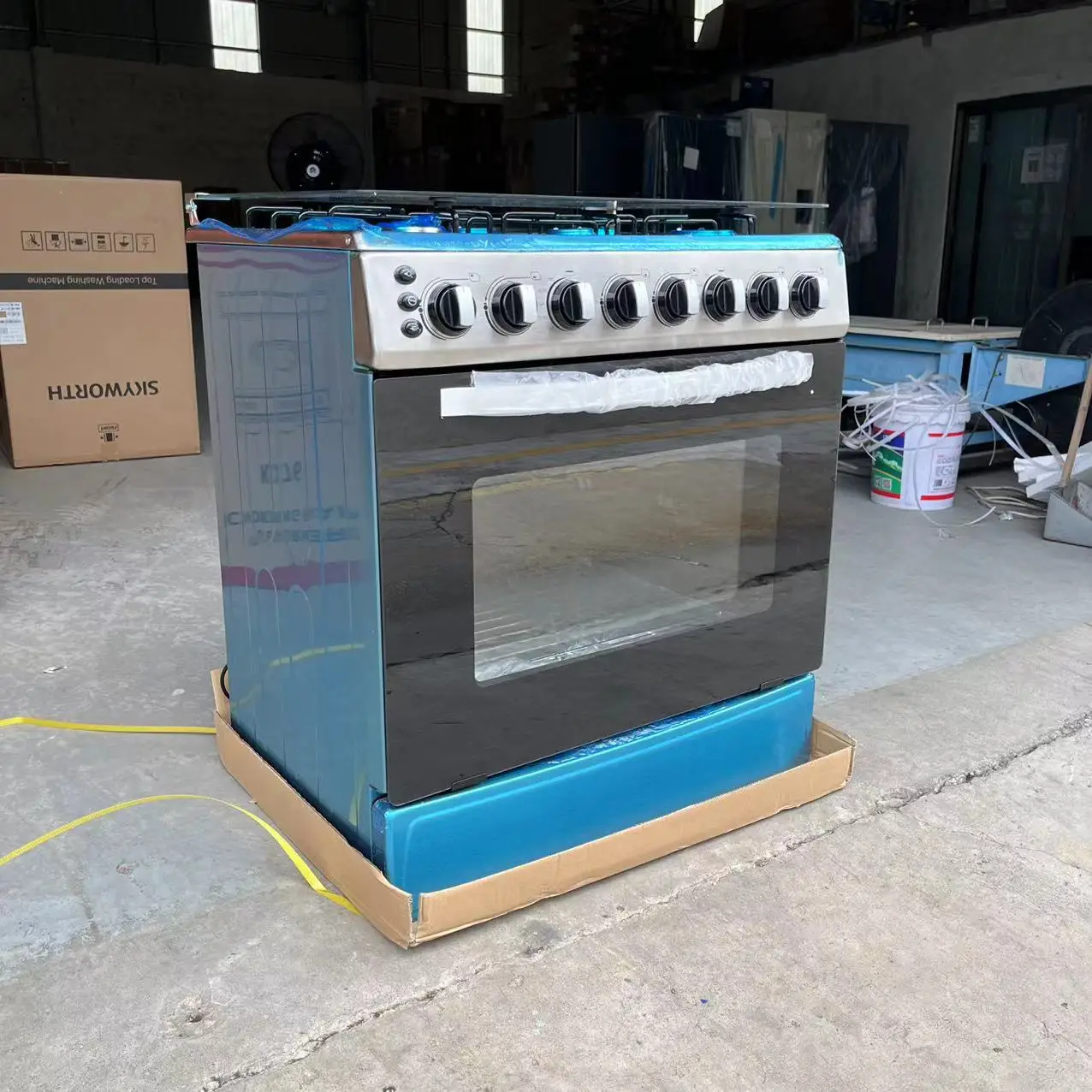 Hot Selling  6 Burner Freestanding 6 Burners Gas Rang With Oven Gas Cooker  Commercial Electric Deck Oven Wholesale Price