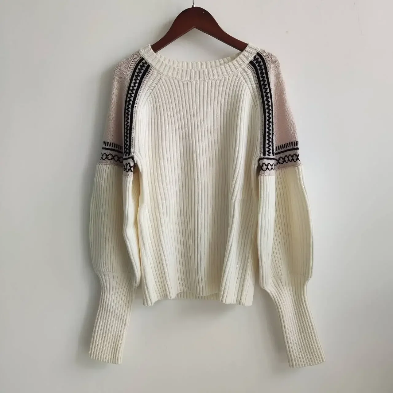 New Brand M Shoulder Color Block Cashmere Women\'s Sweater Soft Fashion Warm Ladies Top Pullovers Luxury High Quality Cardigan