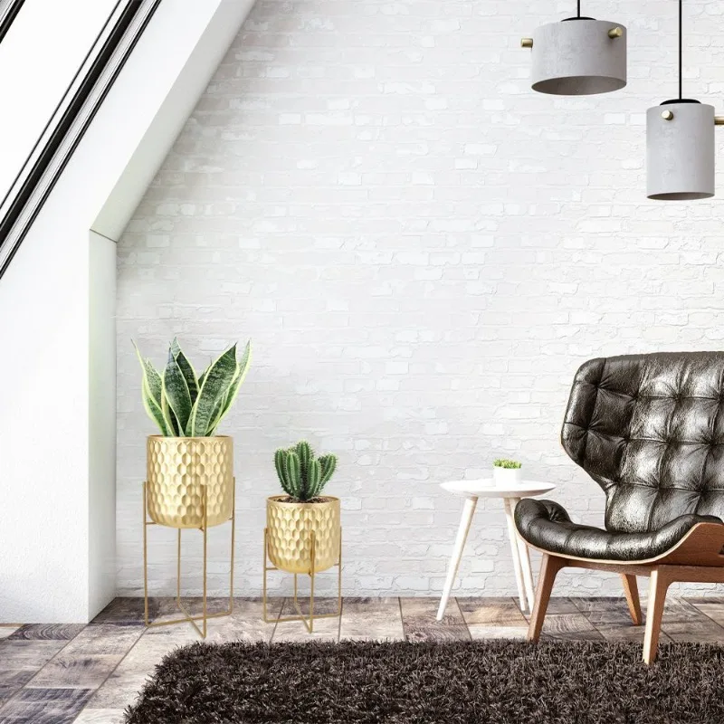 Modern Large Small Metal Flowerpot for Home Decor Versatile Planter for Garden Nursery Floor Hanging Design Indoor Planting
