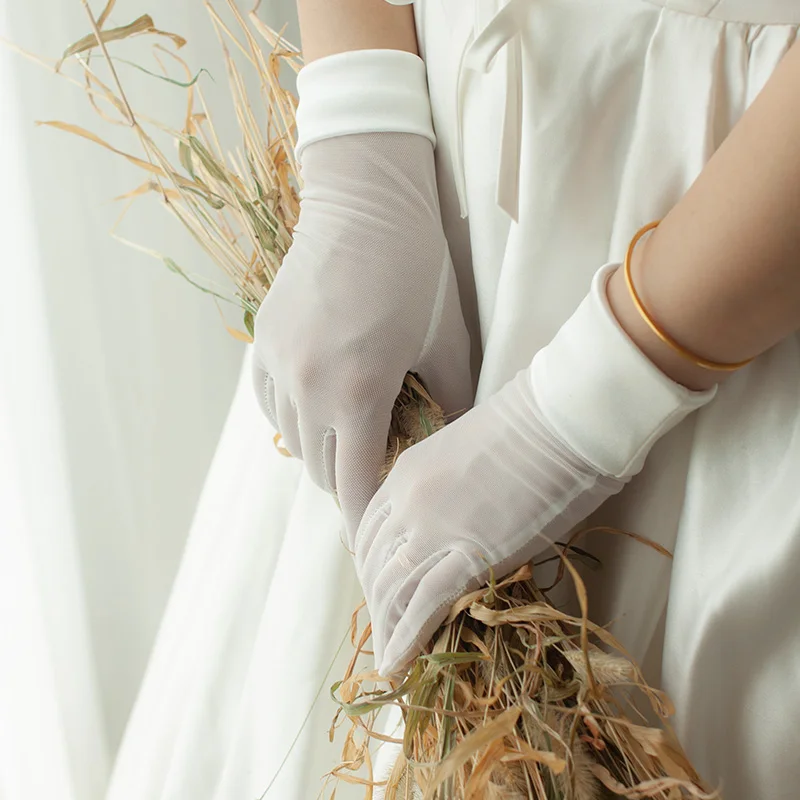 simple-short-gloves-stretch-white-wedding-dress-bridal-mesh-wedding-gloves