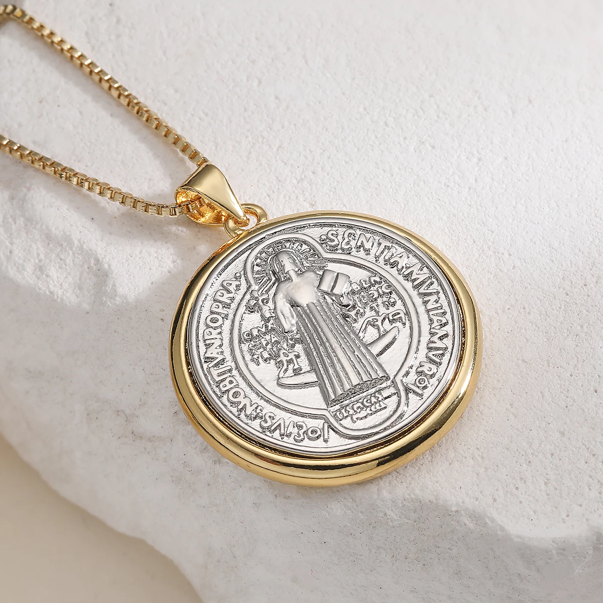 Double Sided Virgin Mary Reversible Necklace Gold Silver Plated Brass Catholic Religious Pendant Adjustable Chain Unisex Religio