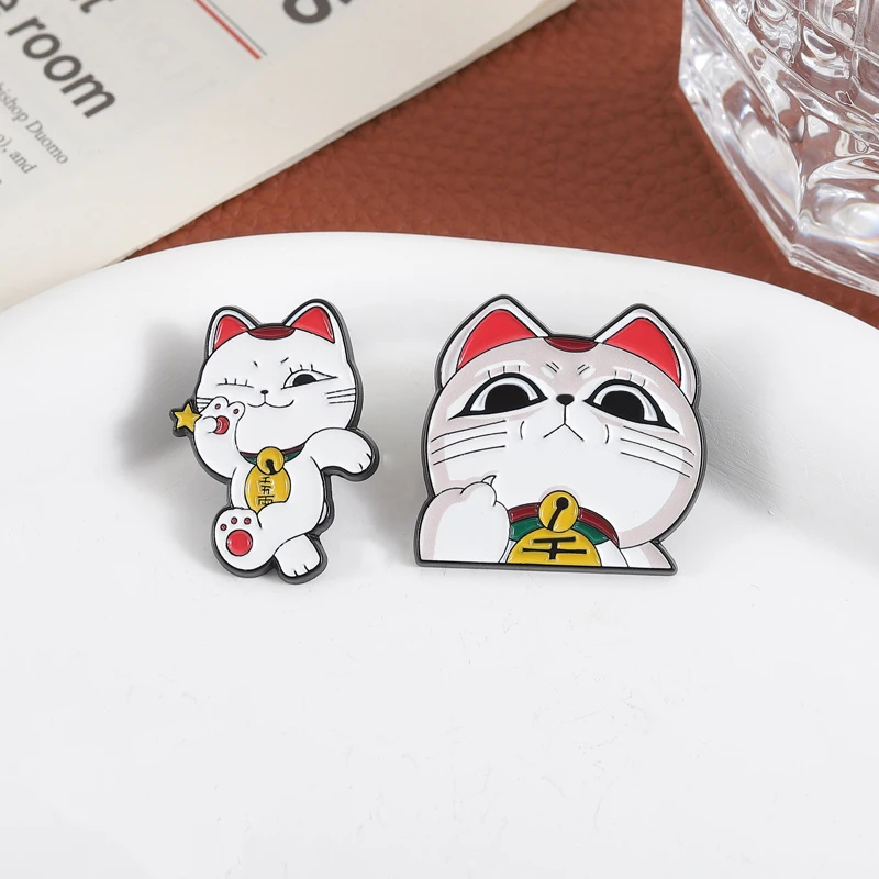 Эмалированные-булавки-с-героями-мультфильмов-аниме-turbo-granny-cat-написанный-кот-знак-победы-броши-на-средний-палец-значок-на-лацкане-ювелирные-изделия-подарки