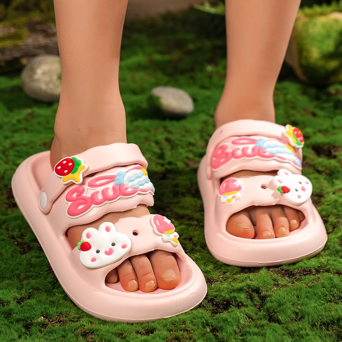 Meisjes Sandalen Voor De Zomer, Voorzien Van Zachte Zolen Die Geschikt Zijn Voor Gebruik Binnenshuis Door Baby 'S En Peuters, Met Antislip-Eigenschappen En Een