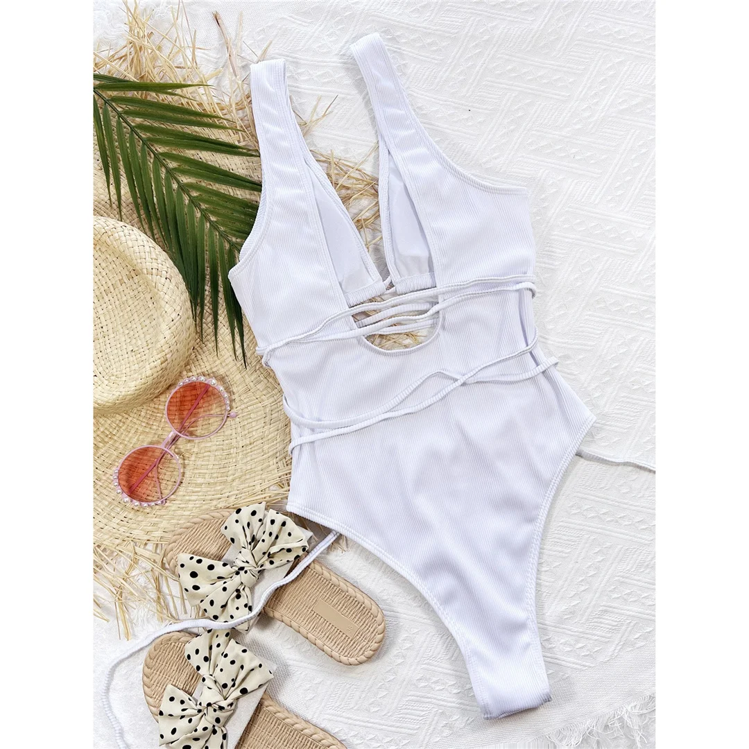 Rückenfreier, gerippter Monokini-Badeanzug mit Wickelriemen, einteiliger Badeanzug für Damen, Badebekleidung mit Ausschnitten im Bauchbereich, Badeanzug für Damen, V3578 – Detail 17