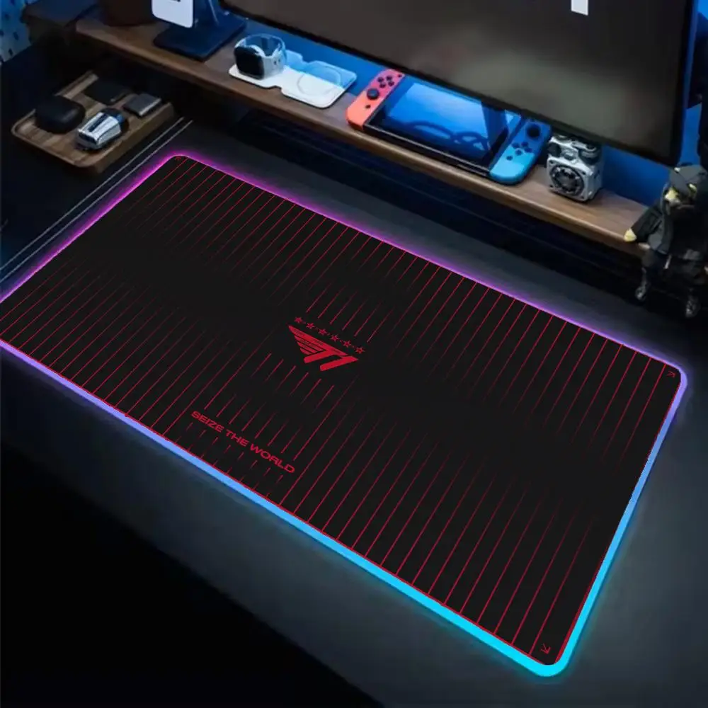 

World Champion SKT T1 Коврик для мыши Аниме Игровой коврик для мыши Светодиодные настольные коврики с подсветкой Резиновые настольные коврики XXL RGB Настольные коврики