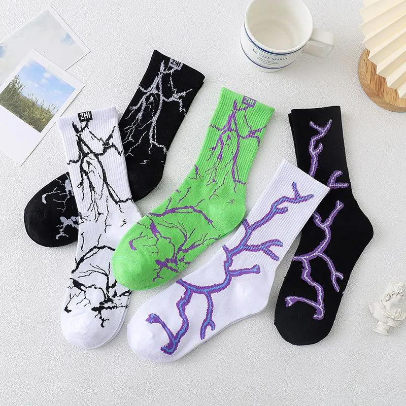 1/5 Pairs Spring and Autumn Fashion New Trend Lightning Street Men's Long Socks Casual and Comfortable Sports Men's Socks 2025