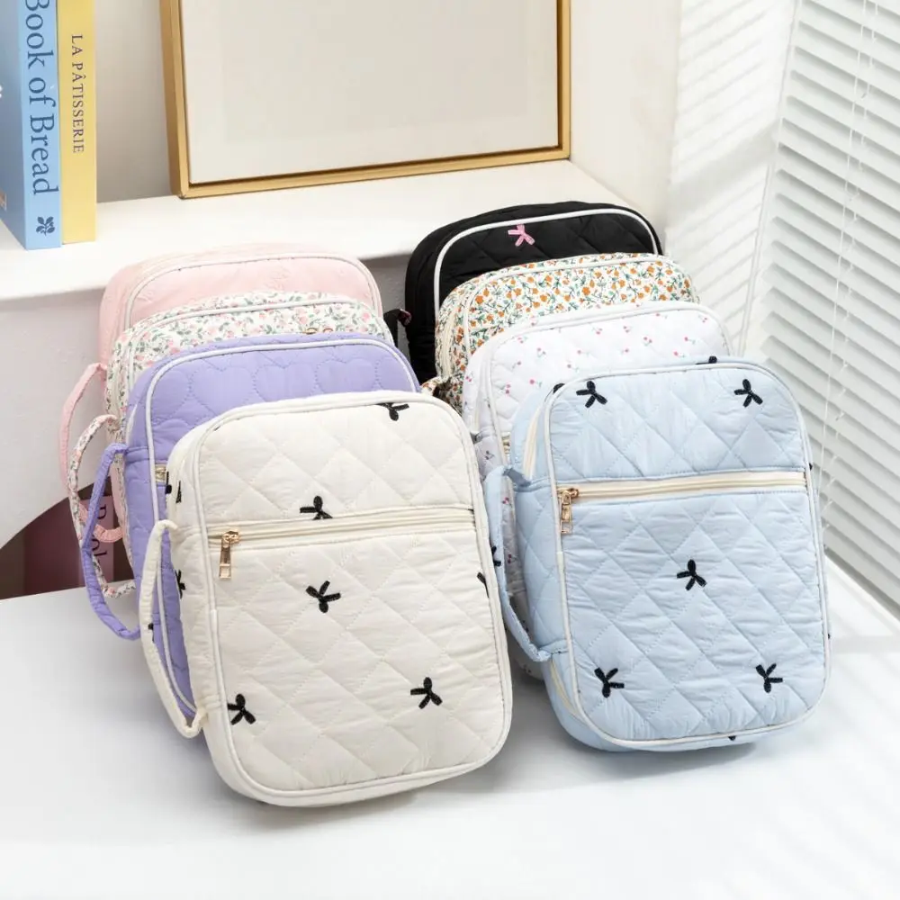

Multi-use Quilted Book Sleeve With Zipper Embroidered Book Carrying Case Dustproof Book Protector Cover Students&Readers