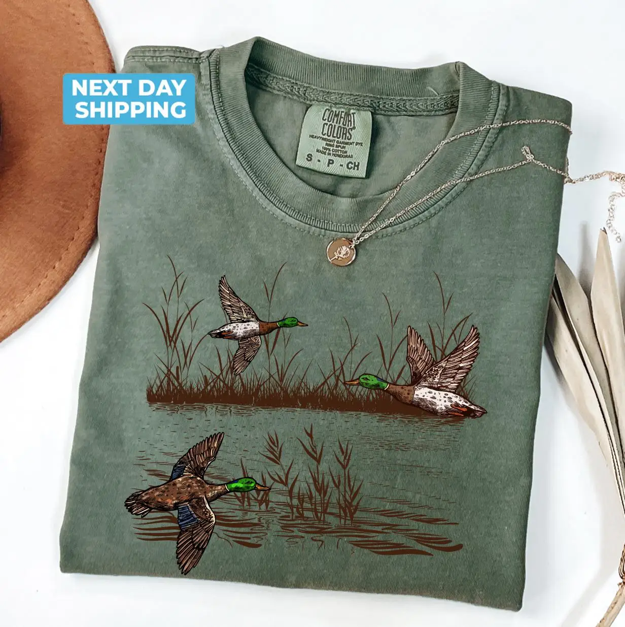 Retro Duck Nature Shirt, 90s Vintage Wildlife Mallard Tee, Boho Unisex Cabincore T Shirt, Cozy Season, Rustic Cabin Shirt
