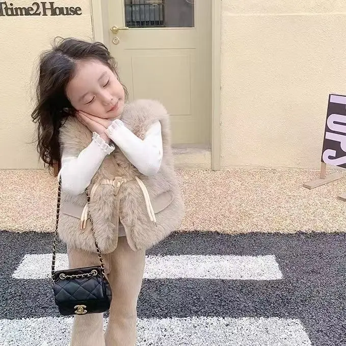 

Baby girl autumn and winter new imitation fur vest jacket children's cute sleeveless vest baby girl Korean cardigan