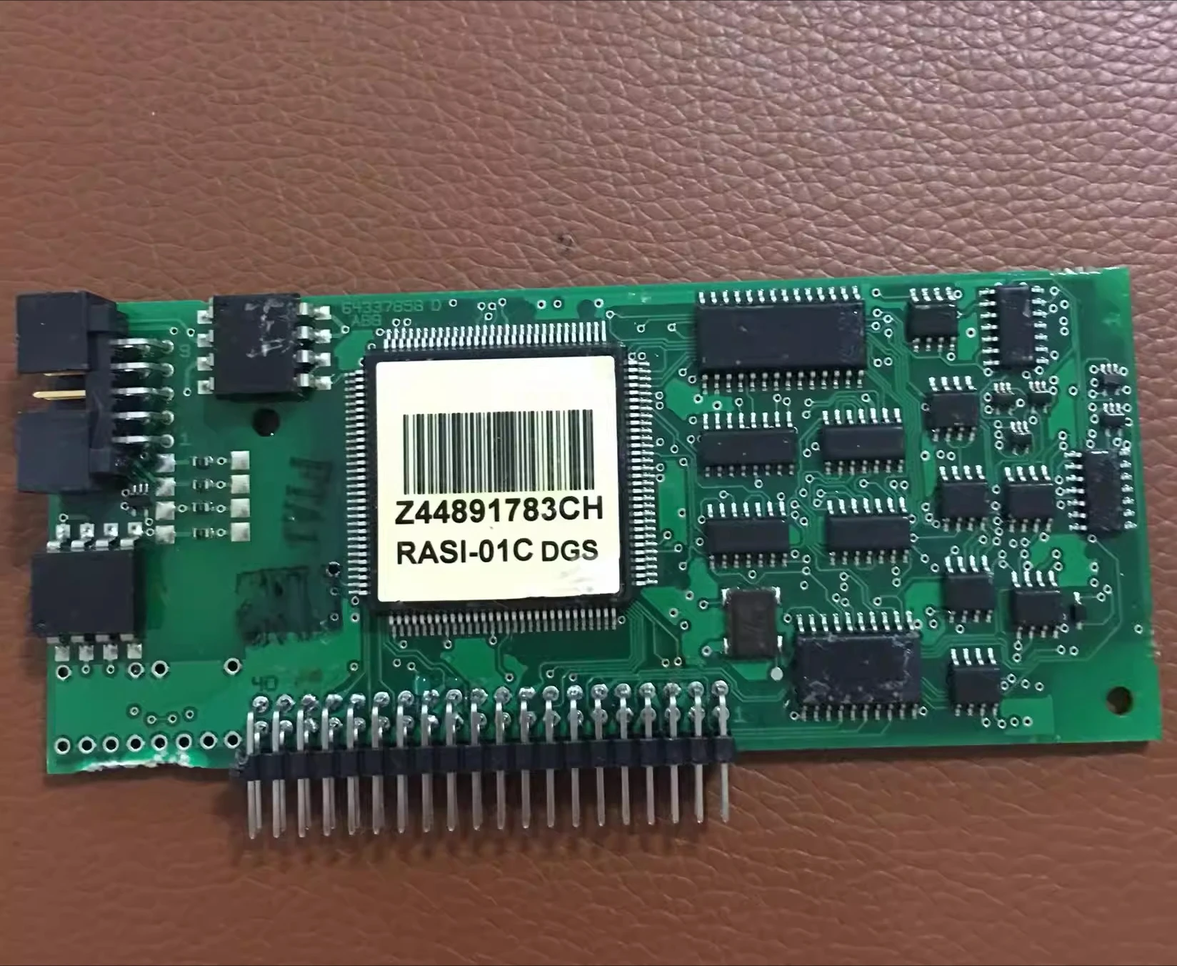 

RASI-01 Новая оригинальная коммуникационная плата для инвертора ACS800, малая вертикальная плата управления