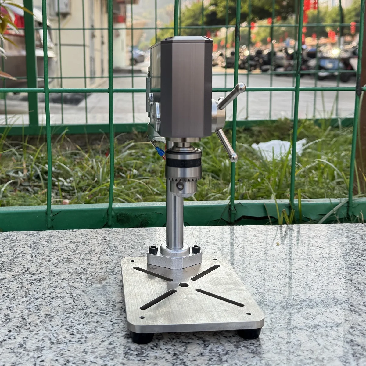 

Mini Table Drill, Manual Miniature Precision Clock Table Drill, Small High-power Punching Drill
