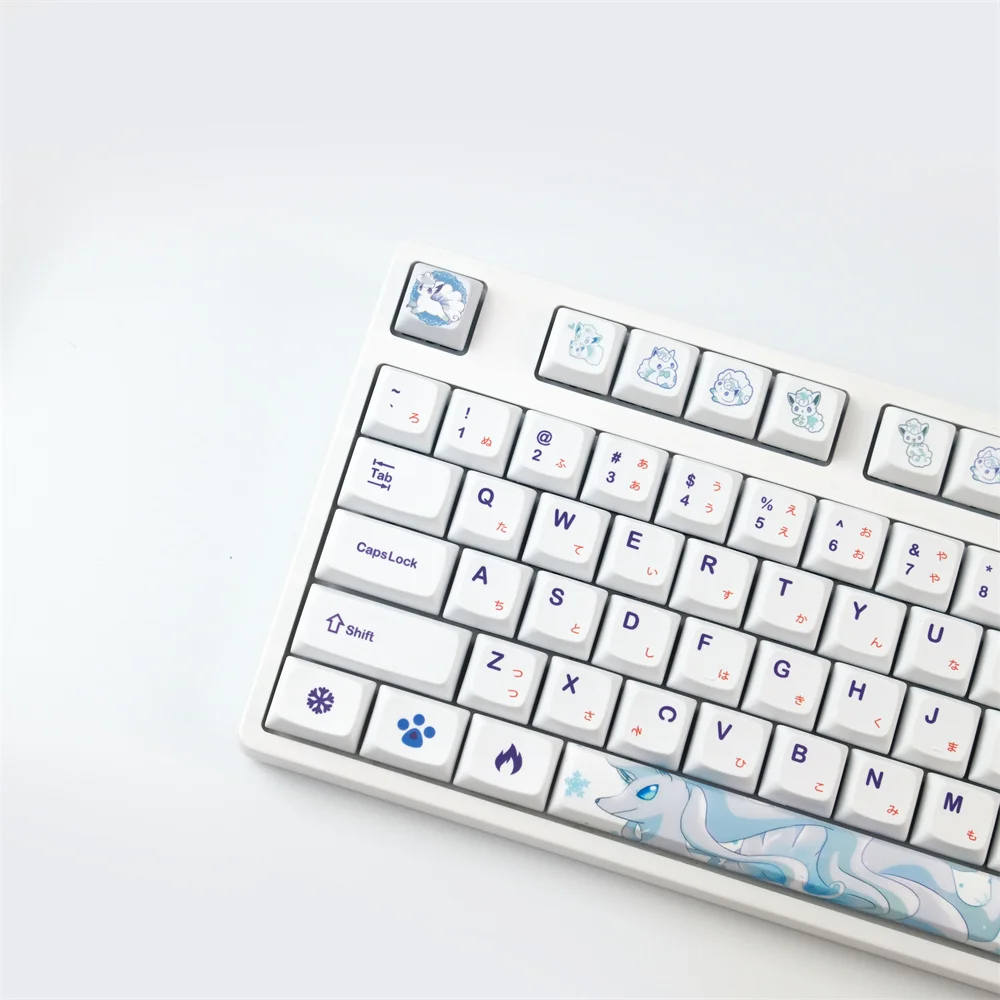 

PBT Arora six-tailed keycap XDA sublimation keys mechanical keyboard with dsa ball cap cartoon personality animation