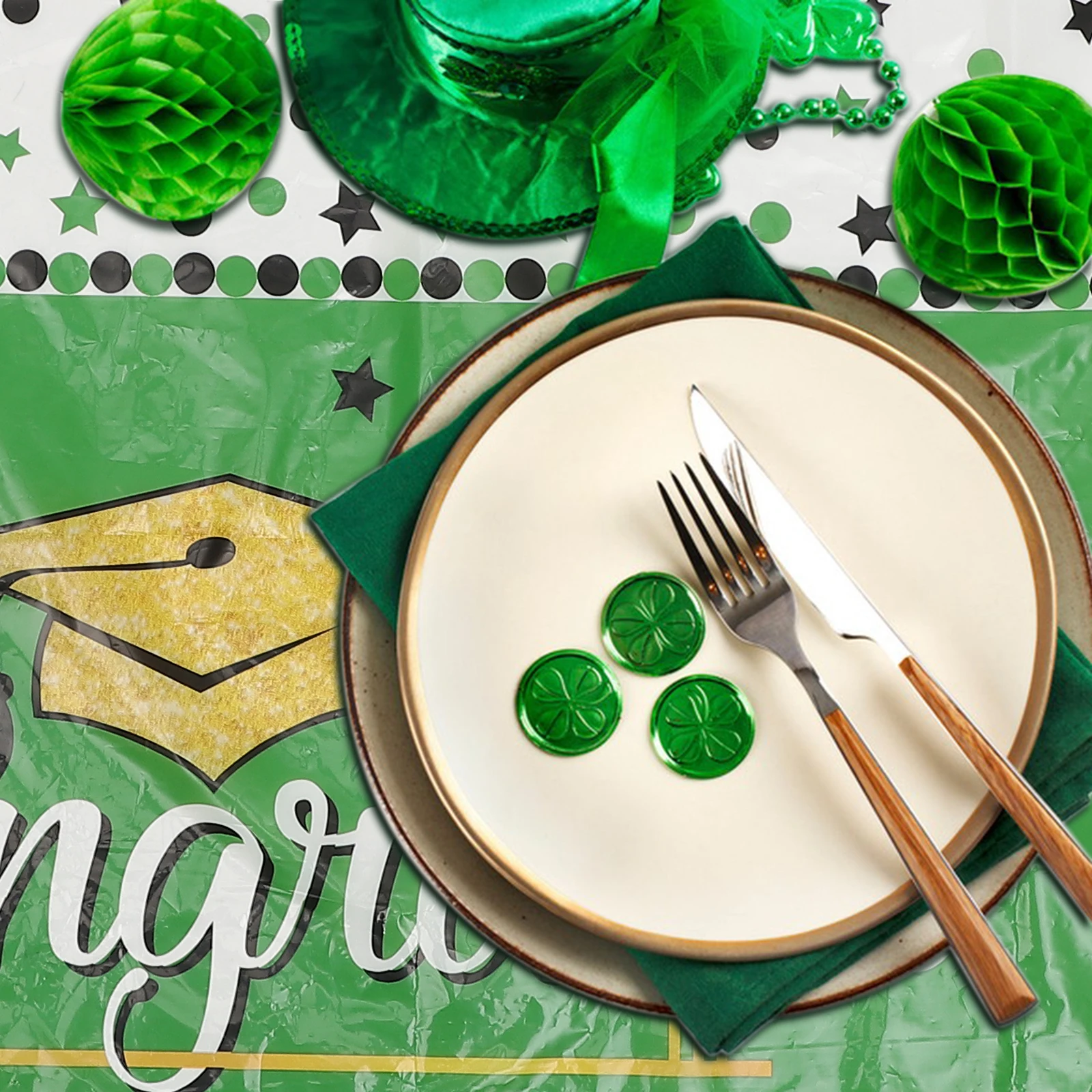 

Graduation Tablecloth Decorative Cover Green Party 2023 Congrats Decorations Practical Buffet Dessert Display Table Arrangement
