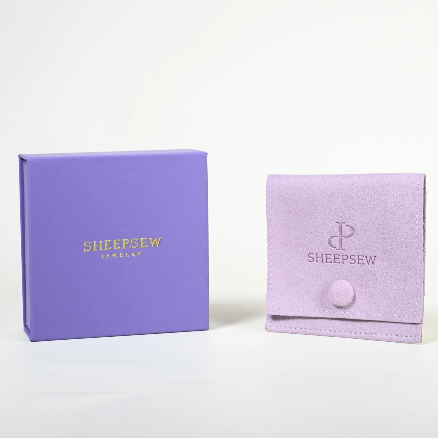 20pcs-elegant-purple-microfiber-flip-button-jewelry-pouch-stamping-gold-logo-magnetic-box-with-foam-insert-jewelry-package