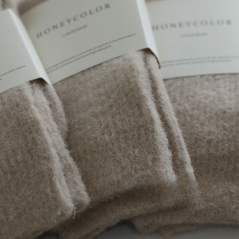 1 Pasang Kaos Kaki Panjang Wanita Warna Solid dengan Bulu Tebal Kaos Kaki Hangat untuk Musim Dingin Set Kaos Kaki Tidur Termal Berkualitas Tinggi