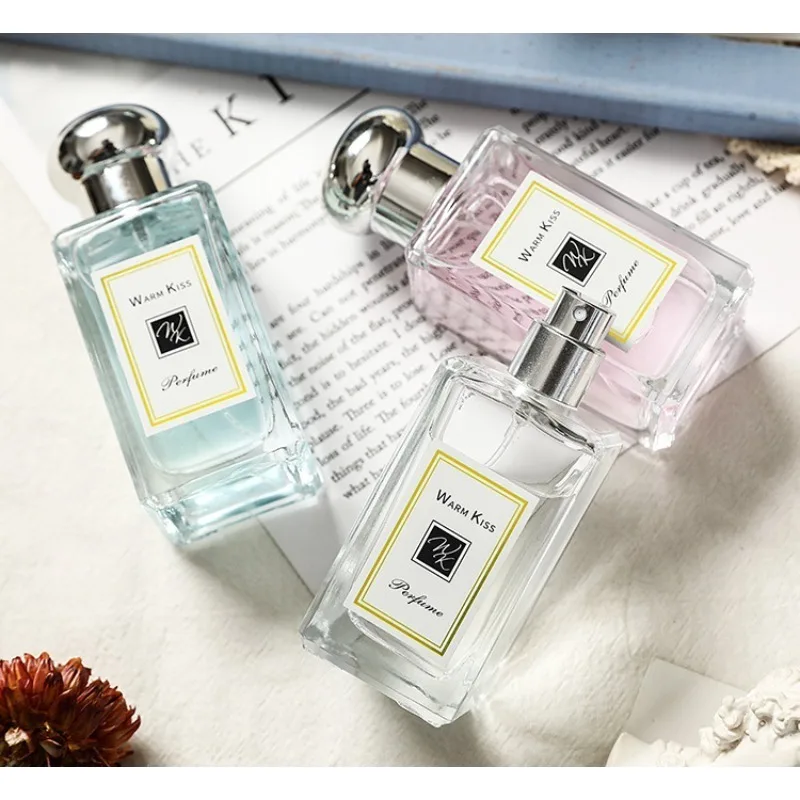 

Элегантная женская коллекция парфюмерии 50 мл — 5 уникальных ароматов, включая Bluebell Sakura Pear Blackberry, Sage & Sea Salt