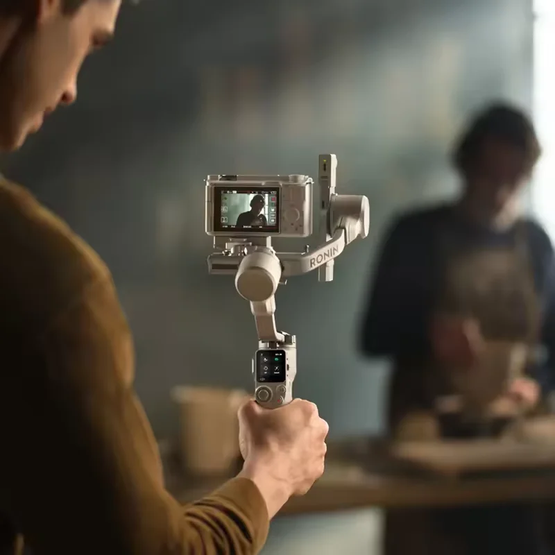DJI RS 4 mini 2nd-Gen Automated Axis Locks 2kg/4.4lbs Payload for Camera and Phone original brand new in stock