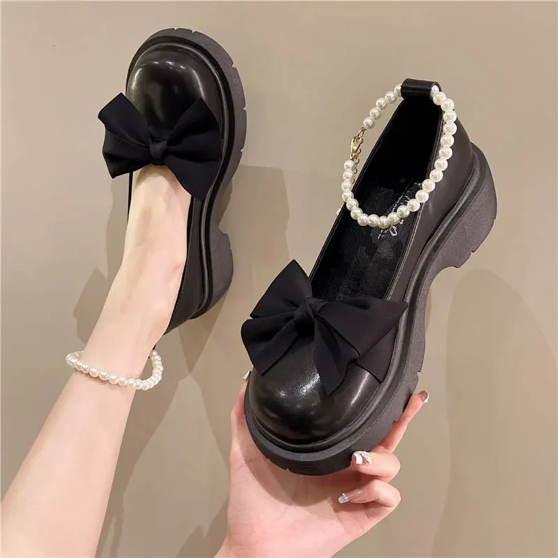 Women Shoes Autumn Female Footwear Bow-Knot Pearl Decorateion White Sneakers Oxfords Fall New Dress Butterfly Beading Leather