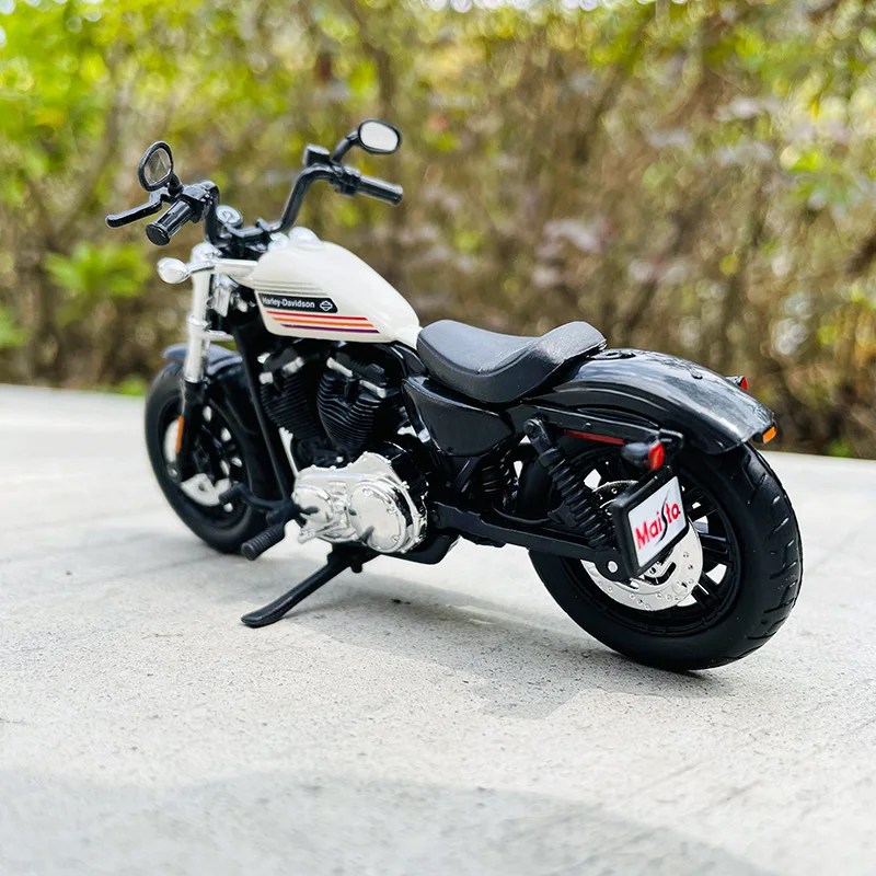 Maisto 1:18ハーレー-davisonモーターサイクル2018 fortv-8スペシャル (ノーstralian ver。) 合金バイクモデル玩具車コレクション