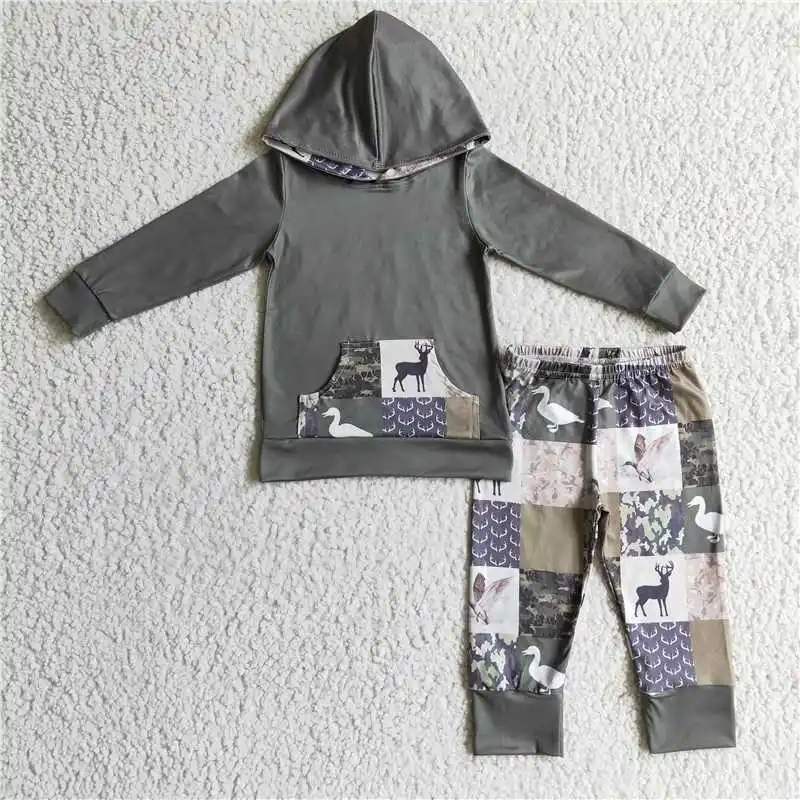 Z930-10 Wholesale Boys Autumn And Winter Hooded Long Sleeve Pants Pocket Suit Pattern Printing Bright Colors