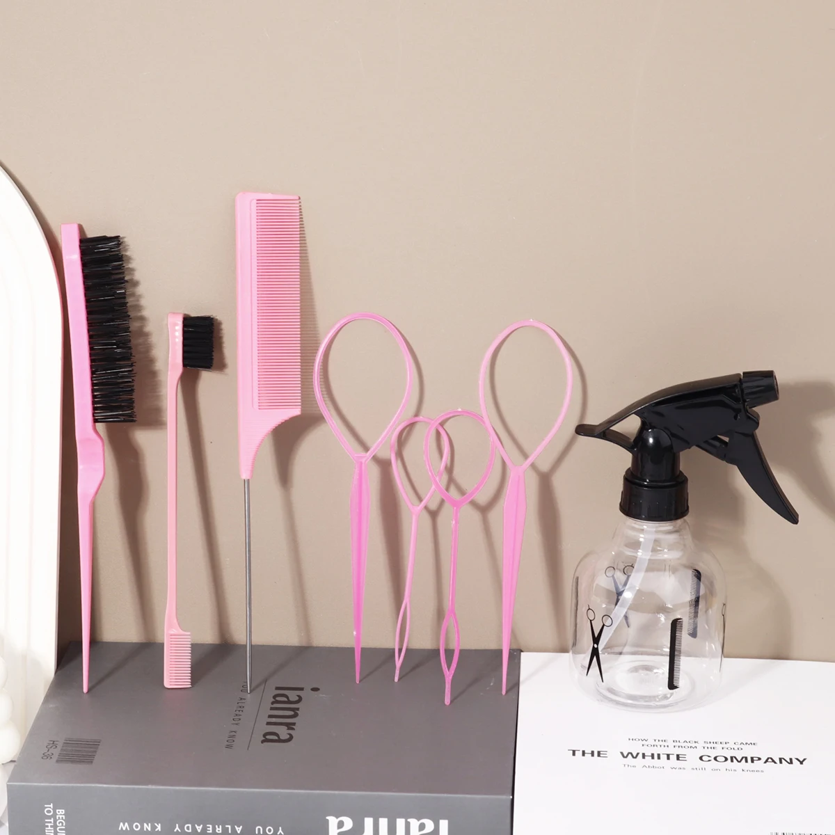 مجموعة أمشاط الشعر مكونة من 8 قطع، فرشاة حافة، فرشاة حافة مشط ذيل الماوس، مع أدوات النسيج وزجاجة الرش، خاصة للشعر المستعار الحقيقي