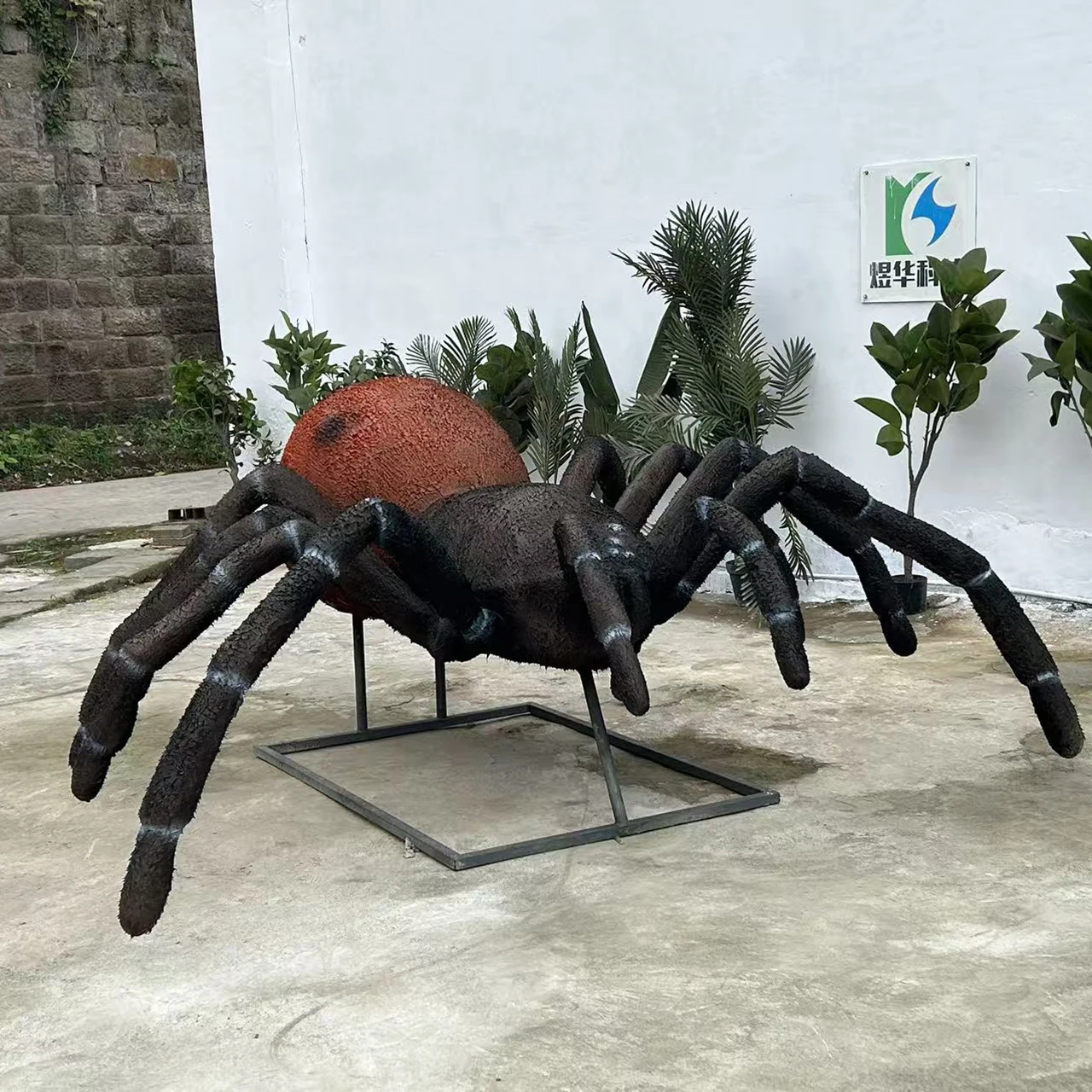 Realistic Robotic Spider Scary Halloween Decoration Model For Shopping Mall Indoor Use In/Outdoor Adventure Park Museum
