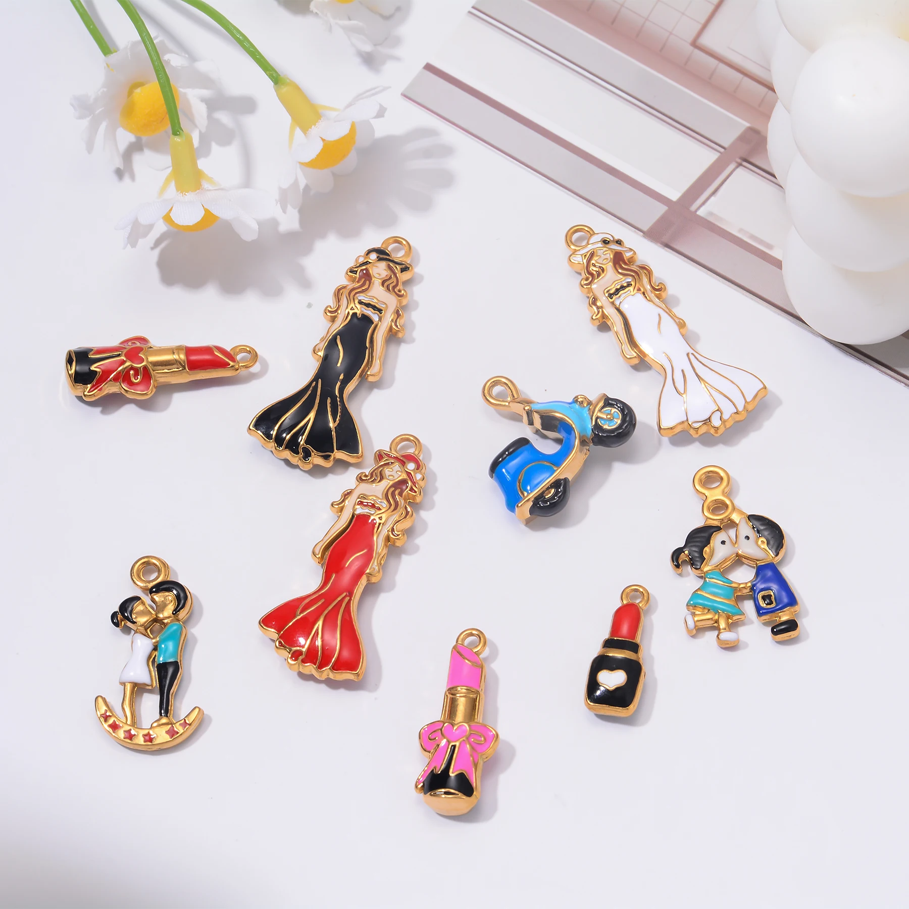 10Pcs Wholesale Fashion Beauty Women/Motorbike/Lipstick/Motorbike Accessories for Making Handmade DIY Jewelry Pendant
