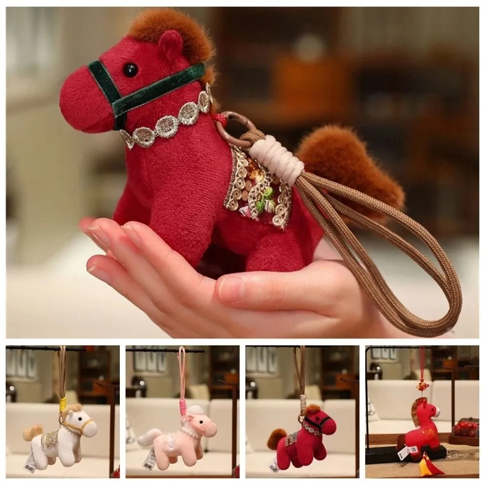

Fashion 15cm Pony Keychain Mascot Bag Charms New Year Horse Hanging Ornaments Creative Horse Pendant New Year Decor