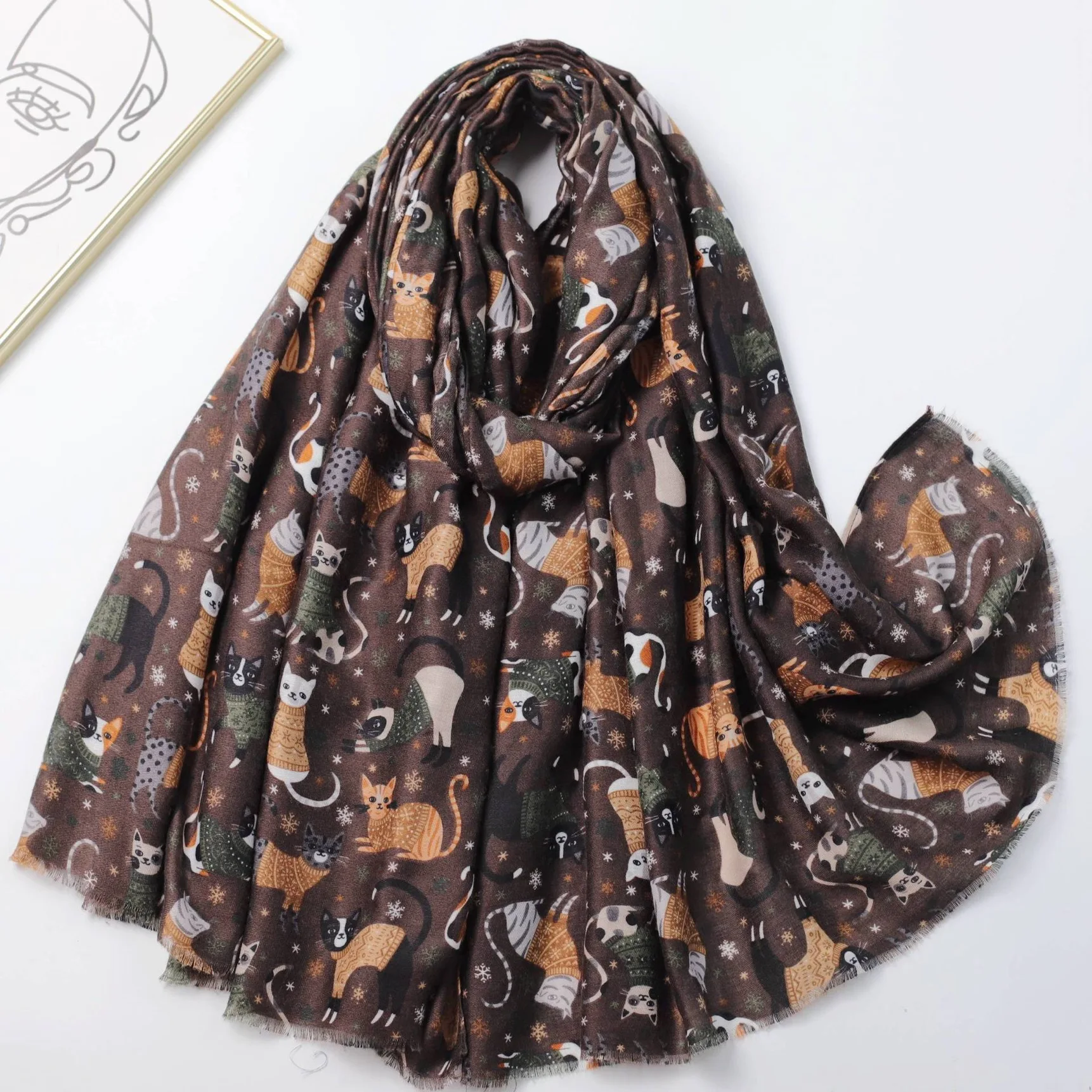 Women's Lovely Cartoon Playful Cat Print Scarf - Thick Breathable Keep Warm Shawl for Winter/Autumn Travel, & Outdoor Activities view 4