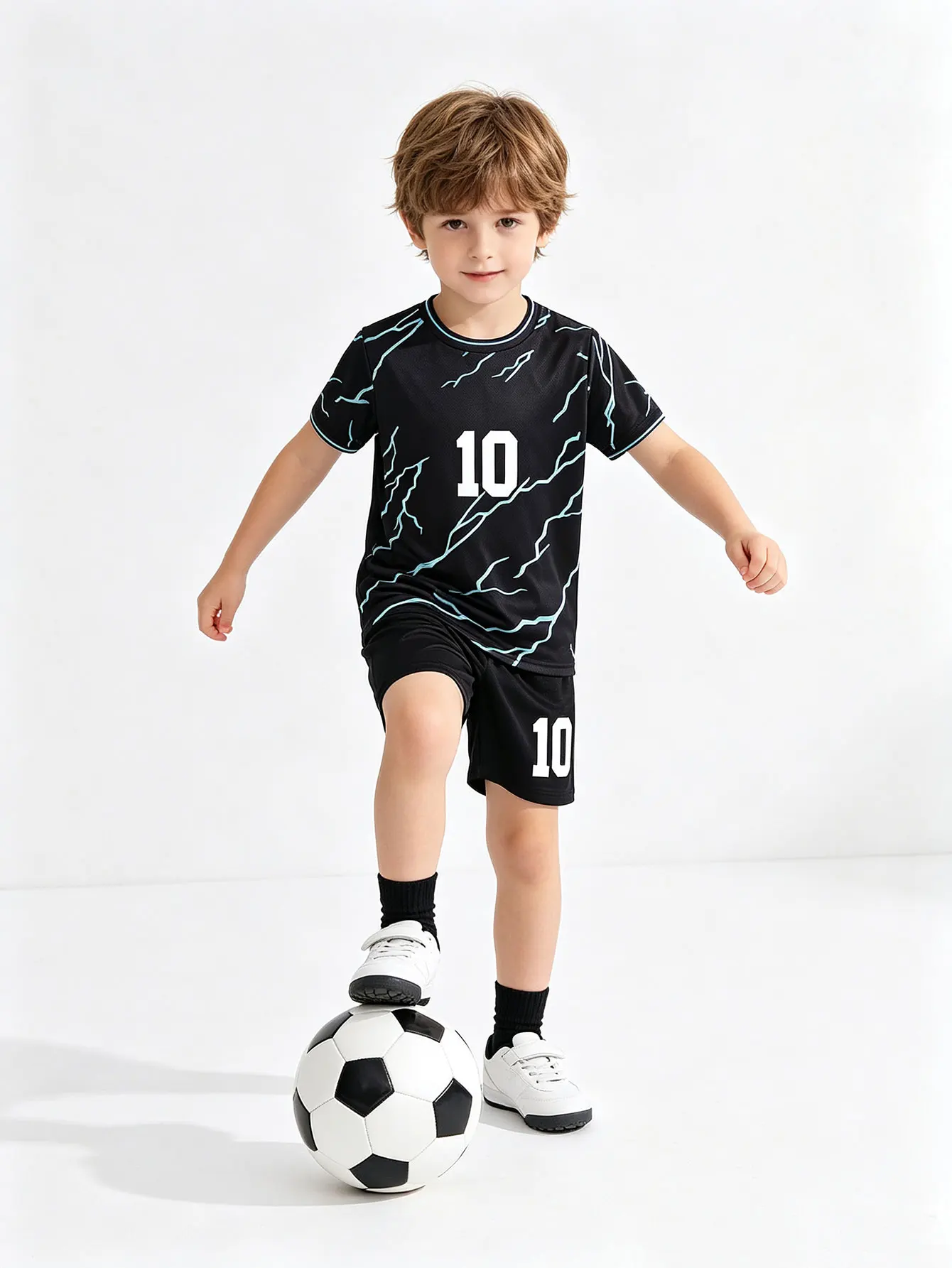 Personalized Custom Children's Football Uniform Set - Safe, Environmentally Friendly, Suitable for Children Aged 3 to 13
