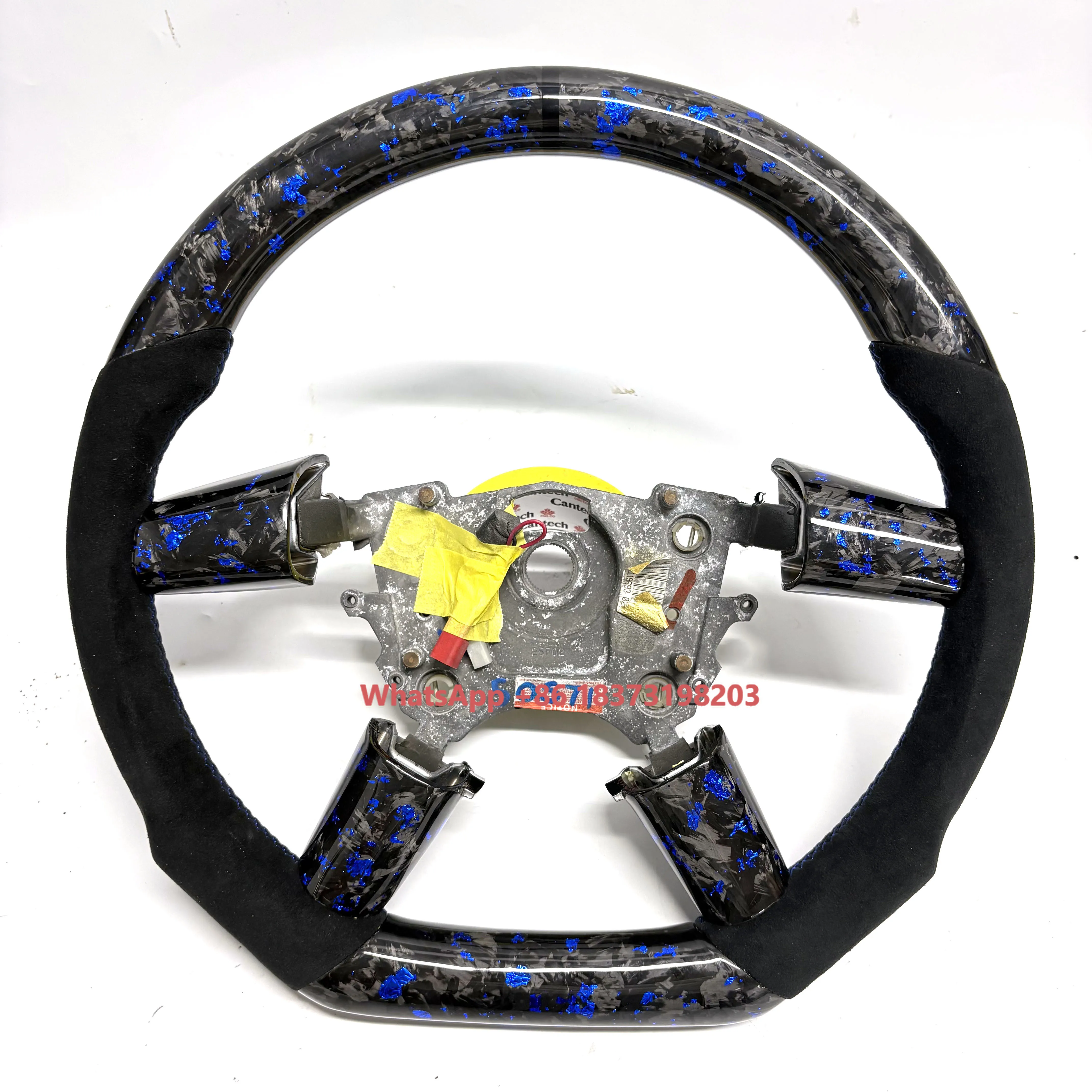 

Pontiac Forged Carbon GTO Steering Wheel for 2004-06 HOLDEN COMMODORE VZ VY Supports Any Custom Wholesale