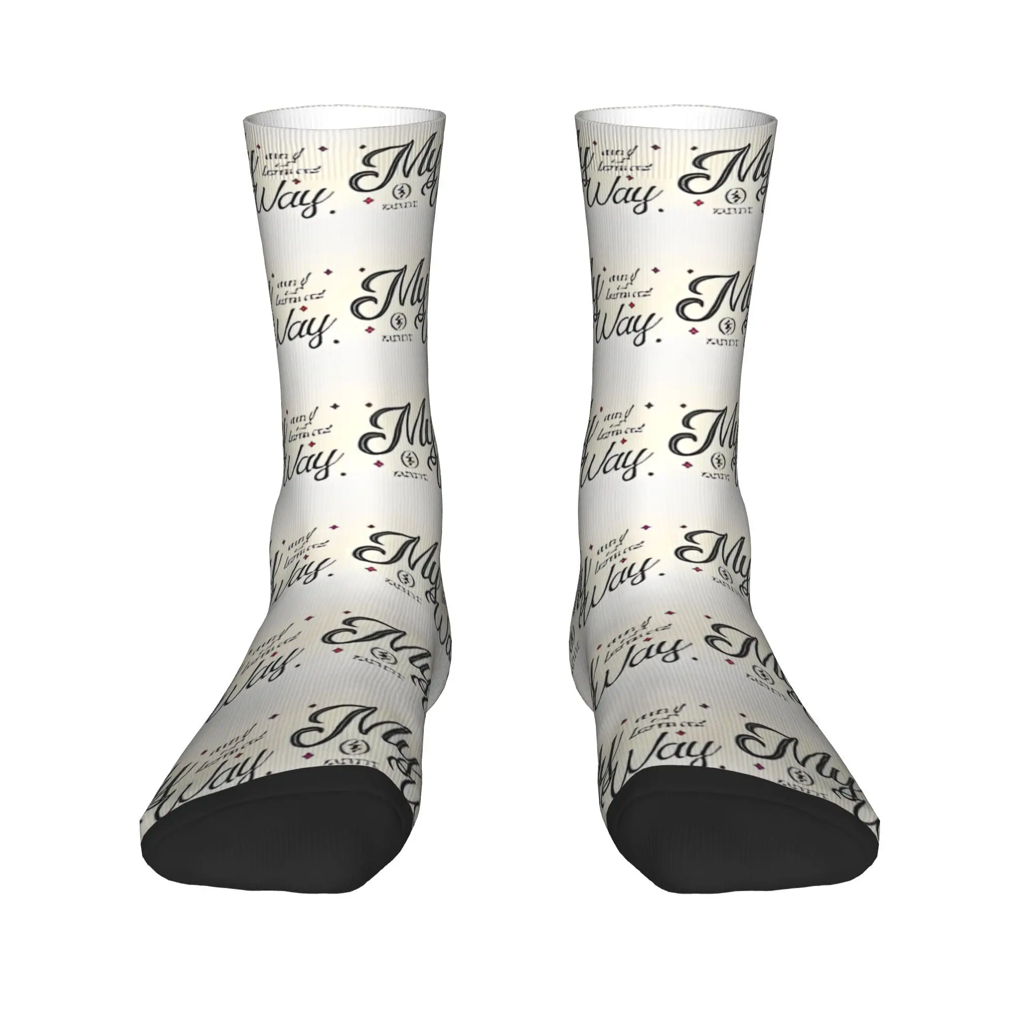 KATSEYE My Way ถุงเท้าออกแบบถุงน่องถุงเท้าผู้ชายลื่นคุณภาพฤดูใบไม้ร่วง Vintage ถุงเท้าปีนเขา