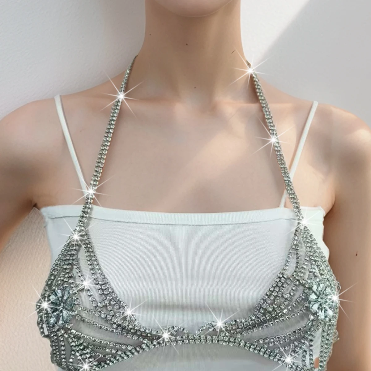 

1 fashionable and personalized women's bikini flower shaped multi-layer body chain inlaid with rhinestone dance party daily