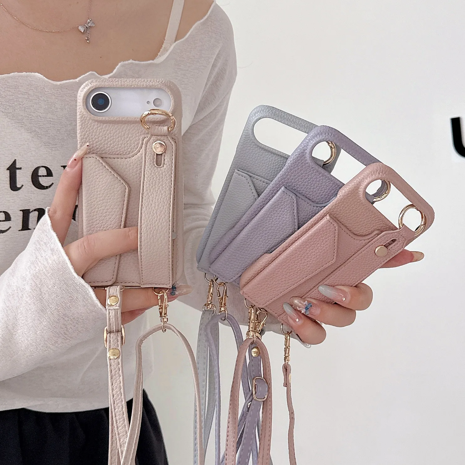 Casing Kulit Magnetik dengan Tali Selempang, Ring Holder, Slot Kartu, dan Tali Panjang untuk iPhone 17 Pro Max 16 Plus 15 14