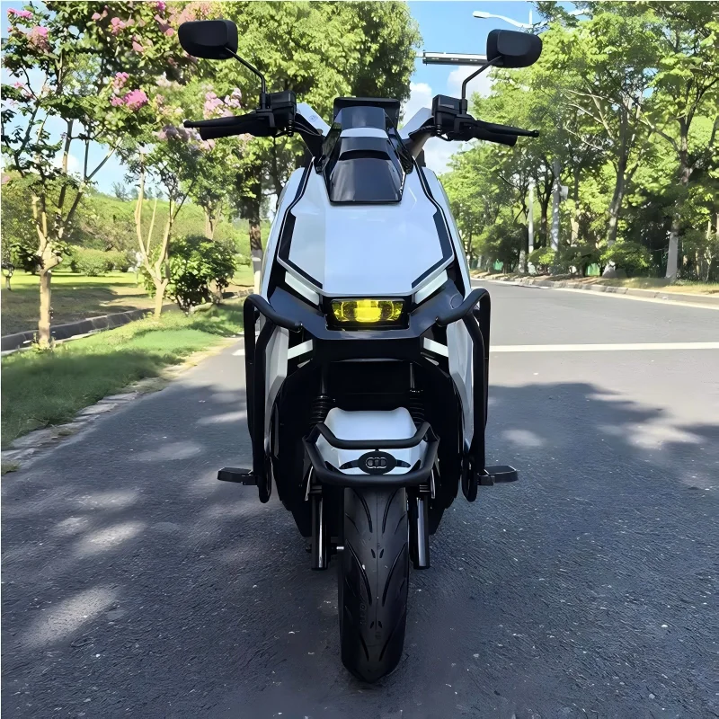 Factory New Hot Selling Kaissg Hubei 72V 2500W Motor Electric Motorcycle 90km/h High Speed 300kg Load LED Display Disc Brakes