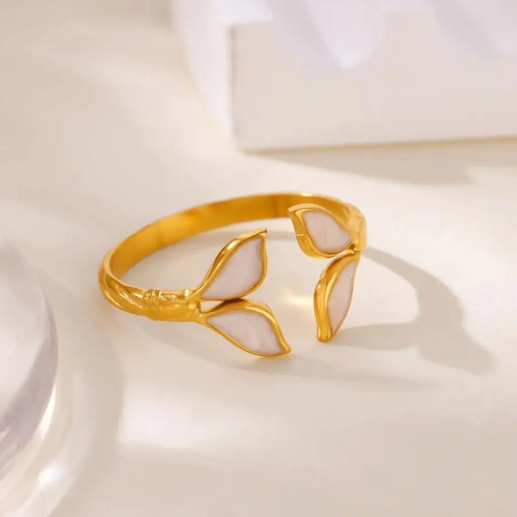 Women's 18K Gold-Plated Green Leaf Wave Open Ring