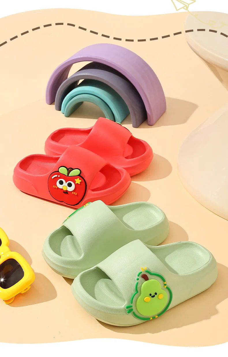 2026 Rutschfeste Kinderhausschuhe Sommer Neue Cartoon-Frucht-Sandalen für Jungen Niedliche Hausschuhe für Mädchen Eltern-Kind-Matching-Hausschuhe – Detail 5