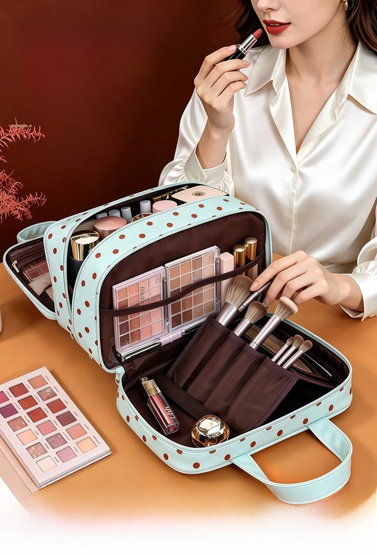 Polka Dot Make-up-Tasche mit großem Fassungsvermögen, tragbarer Reise-Kosmetik-Organizer, wasserdichte Hand-Kulturtasche für Damen – Detail 1