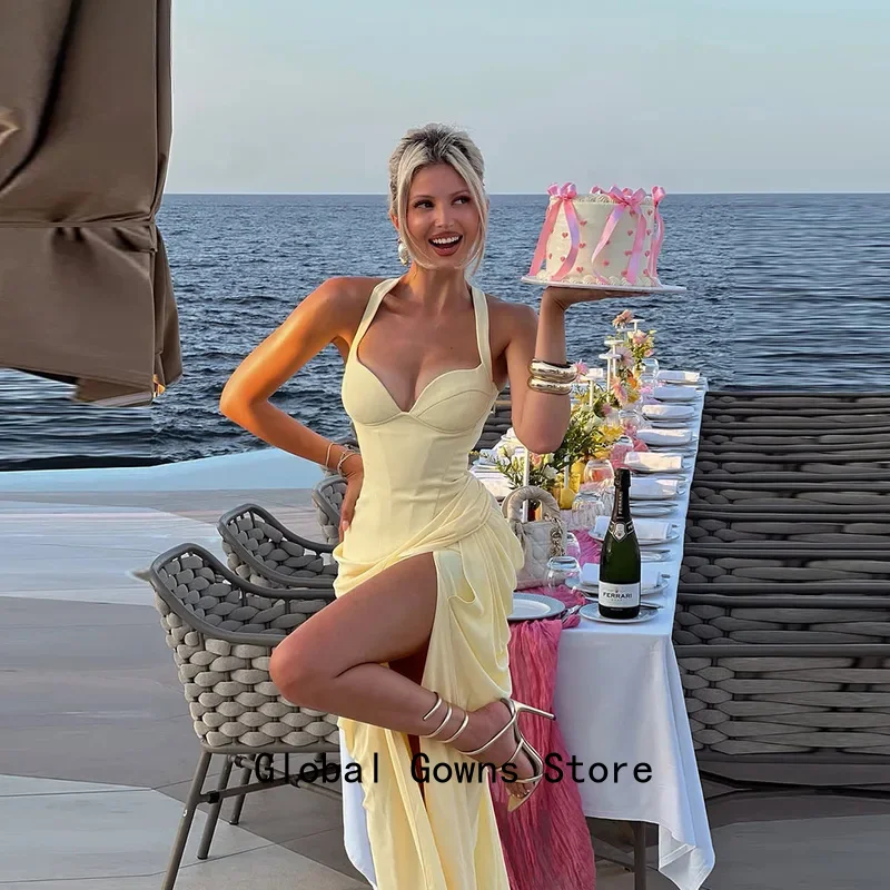 Elegant Baby Yellow Evening Dresses Halter Sweetheart Pleated Prom Dresses Sleeveless High Split Prom Gowns Customized