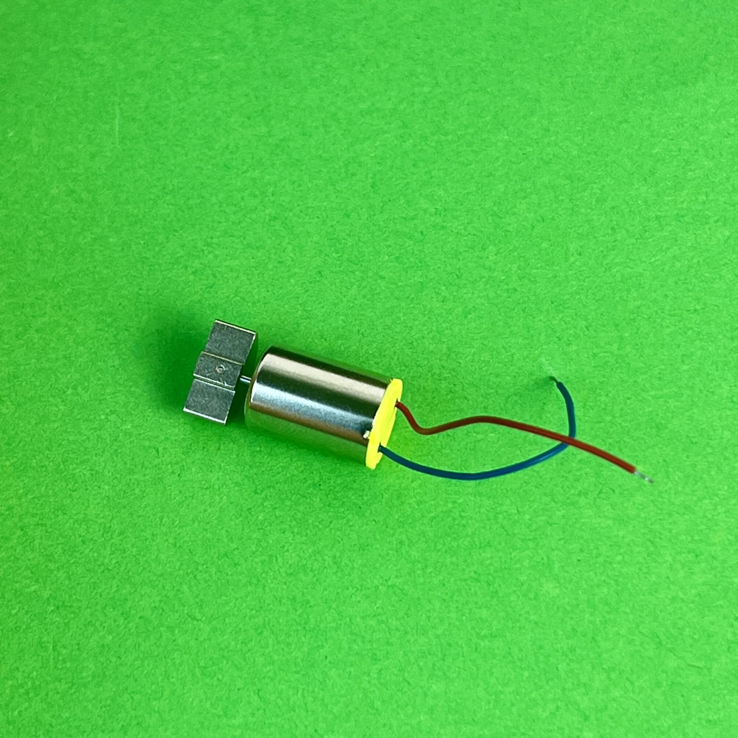 محرك اهتزاز صغير 3 فولت-6 فولت 10 × 15 ملم بدون قلب 1015 لعبة مدلك غمبد الجمال