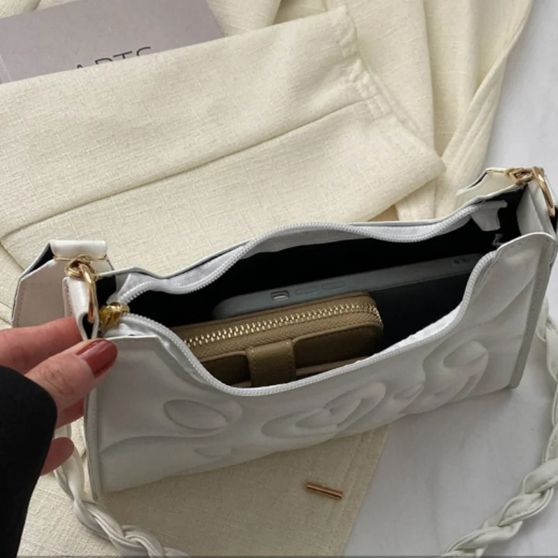 Shoulder Bags 2023 New Trend Fashion Simple Women's Bag Solid Color PU Embossed Messenger Bag Small Mini Phone Pouch All-match